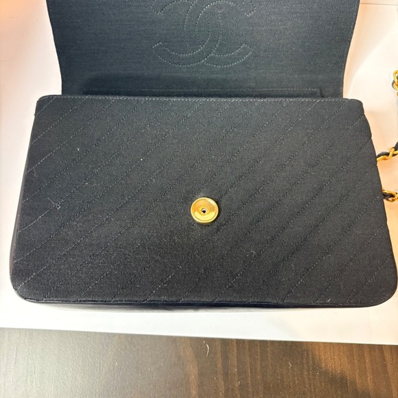 Chanel Single Flap Diagonal Stitch Vintage Jersey Crossbody Bag Gold Hardware - Picture 14 of 16